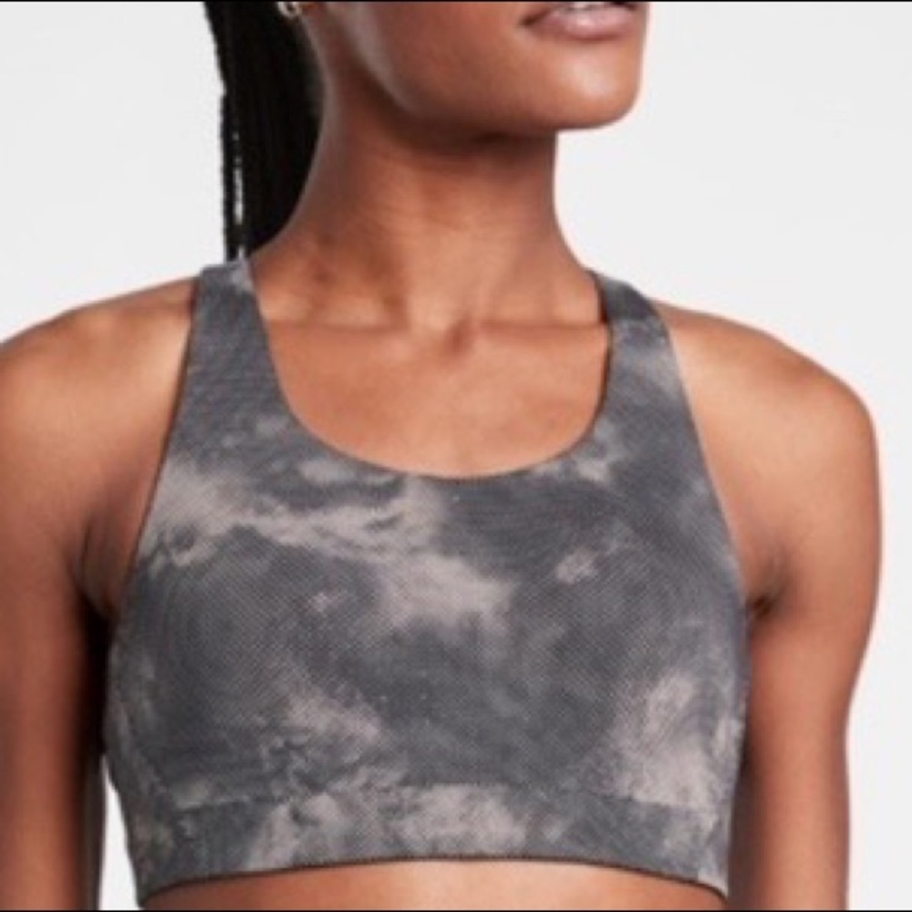 AthletaAdvance sports bra in nebula black. SZ 36C